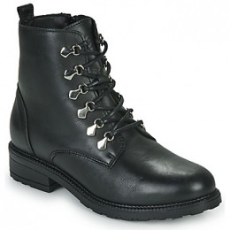 LaarzenBettyLondonGALACTICA