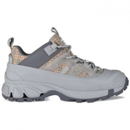 SneakersBurberry-