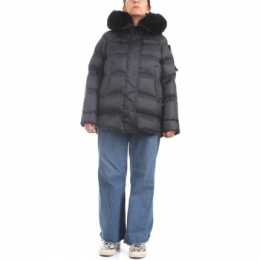 MantelPeutereyPED5439