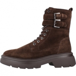 LaarzenRegardeLeCielPOLLY047682