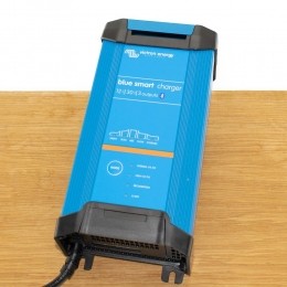 BlueSmartIP22Acculader12303