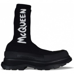 LaarzenMcQAlexanderMcQueen-