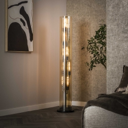 LifestyleFurnVloerlampWessleyAmberglasenArticblack5-lamps-Articzwart