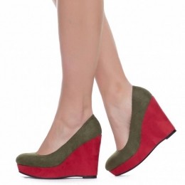 CLAUDIAGHIZZANIDamesWedgeHeelsleehakPumps23519019120
