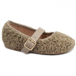 BallerinasKharismaKHA-I25-1906-TA