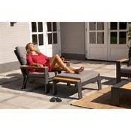 ValerievoetenbankantracietExotan-Exotan