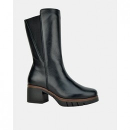 LaarzenPaulaUrban111138