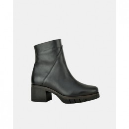 EnkellaarzenPaulaUrban111140