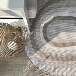 Interieur05OrganischgevormdbuitenkleedLoopStoneLinnen