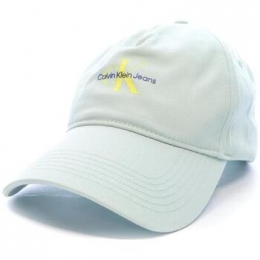 PetCalvinKleinJeans-