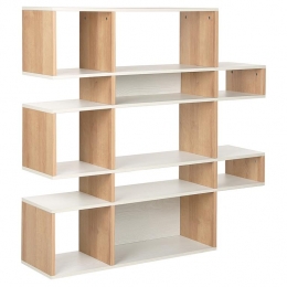 Beliani-AMARILO-Boekenkast-Lichtehoutkleur-MDF