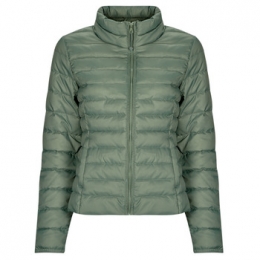 DonsjasOnlyONLNEWTAHOEQUILTEDJACKETOTW