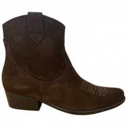 LaarzenBryanStepwiseBOTNCAMPEROCALIOPECOWBOYMarrn