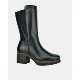 LaarzenPaulaUrban111138