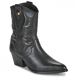 LaarzenBettyLondonLOVALI