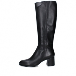 LaarzenLariannaST1585