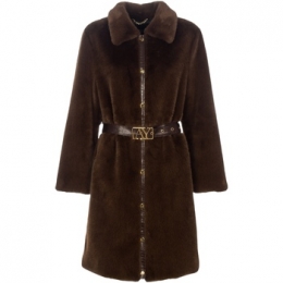 MantelAyfeeGIACCALUNGAFAKEFURCAM25226