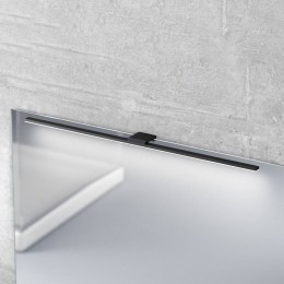 MCJLEDspiegellampTrigaIP44zwart80cm4000K