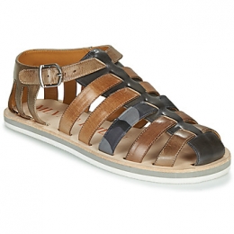 SandalenMelvinampHamiltonSAM-3