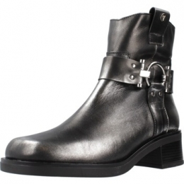 LaarzenYellowDOLORES