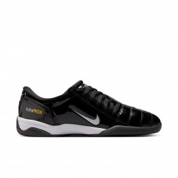 NikeTotal90SPZwartWitZilver