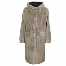 MantelOakwoodSMILING