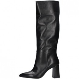 LaarzenLamour506