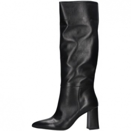 LaarzenLamour506