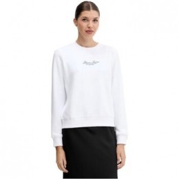 SweaterGuessW5YQ28KCPR1