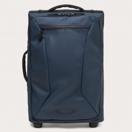 OakleyEndlessAdventureRcCarry-On