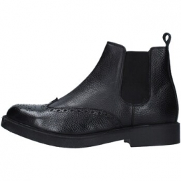 LaarzenDasthon-VeniEC00550861MM898O1519