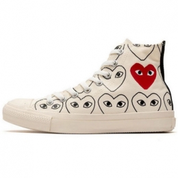 SneakersCommeDesGarconsConverseWhiteHeartPrint
