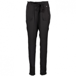 HarembroekLolaPARADE