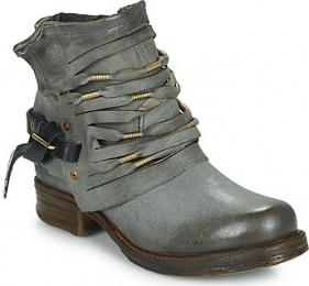 LaarzenAirstepAS98SAINT