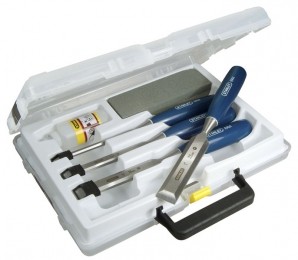 Stanley0-16-1306-deligSteekbeitelsetBasicMetOlieEnSlijpsteen