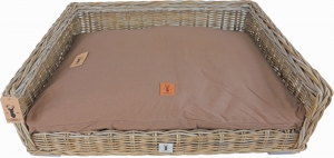 BoonyEst1941ligkussenExclBedbasicbrown100x70cmBoony-Est-1941GebrdeBoon-Gebrdeboon