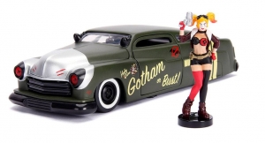 DCBombshellsDiecastModelHollywoodRides1241951MercurywithHarleyQuinnFigure