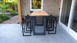 DouglashoutenstatafelPleunmetstalenUpoten