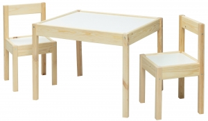 BabyGoHoutenKindertafelmet2Stoeltjes