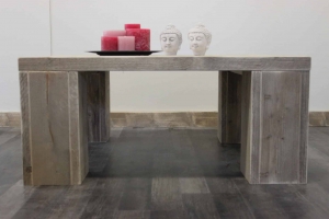 SteigerhoutensalontafelAustinmetdikkeplanken