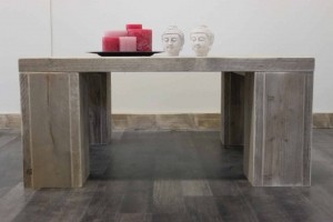 SteigerhoutensalontafelAustinmetdikkeplanken