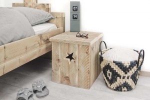 SteigerhoutennachtkastjeVidormetster