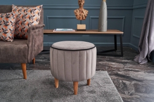 KrukLindyvelvetHannahHome