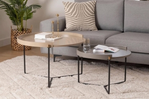 Setvan2salontafelsMandyHannahHome