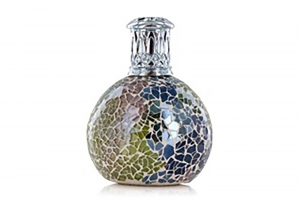 LunarstormsparelmoerGeurlampAshleighandBurwood-Ashleighandburwood