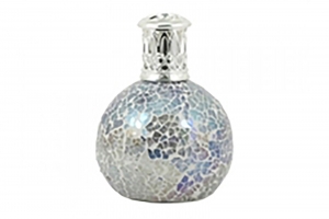 FairyballsrozeGeurlampAshleighandBurwood-Ashleighandburwood