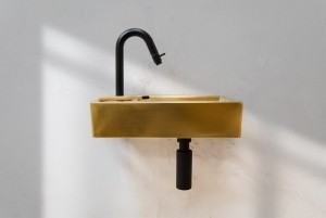 SaniclearOrofonteinsetmatgoudmetzwartegebogenkraanlinks