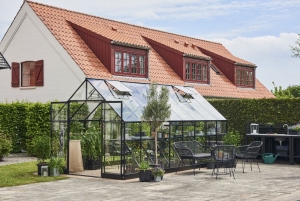 TuinkasQube816zwartveiligheidsglas3mm1Halls-Royalwell