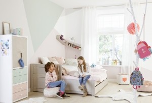 Kajuitbedmetlogeerbedenopberglade