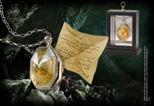 HarryPotterReplica11TheLocketfromtheCave